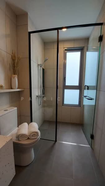 Servis Apartment untuk Dijual di The Meg - Patrick . - Bathroom - PropertyGuru.com.my