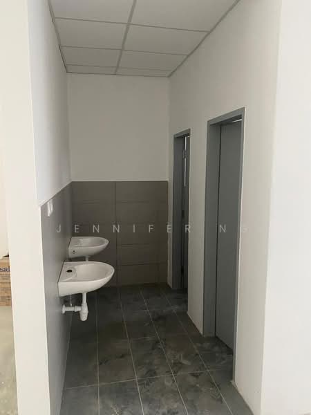 Shop for Rent in Austin Crest (Johor Bahru) - Jennifer Ng - Interior - PropertyGuru.com.my