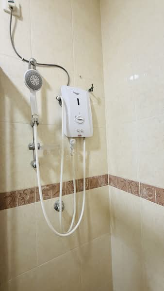 Semi-Detached House for Sale in Ampang Jaya (Ampang) - Robert See - Bathroom - PropertyGuru.com.my