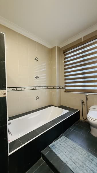Semi-Detached House for Sale in Ampang Jaya (Ampang) - Robert See - Bathroom - PropertyGuru.com.my