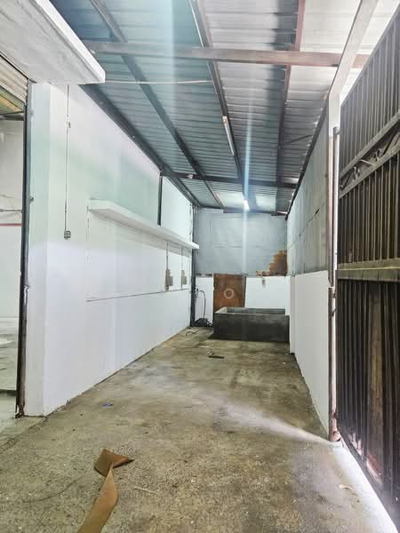 Factory for Rent in Taman Desa Cemerlang (Ulu Tiram) - VK Chong - Interior - PropertyGuru.com.my