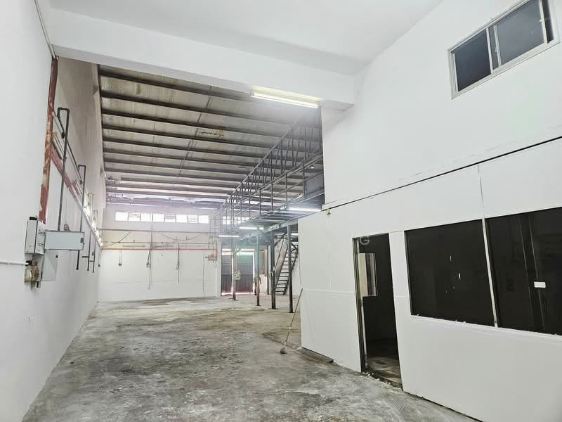 Factory for Rent in Taman Desa Cemerlang (Ulu Tiram) - VK Chong - Interior - PropertyGuru.com.my