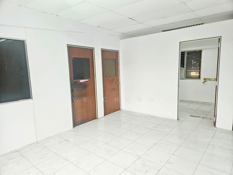 Factory for Rent in Taman Desa Cemerlang (Ulu Tiram) - VK Chong - Interior - PropertyGuru.com.my