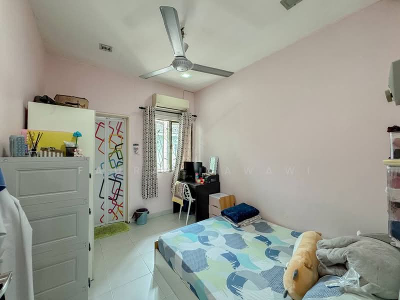 2-storey Terraced House for Sale in Taman Impian Putra (Bangi) - Fauran Nawawi - PropertyGuru.com.my