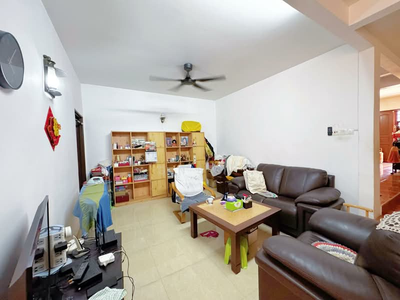 Cluster House for Sale in Mutiara Rini (Skudai) - Agnes . - Living Room - PropertyGuru.com.my