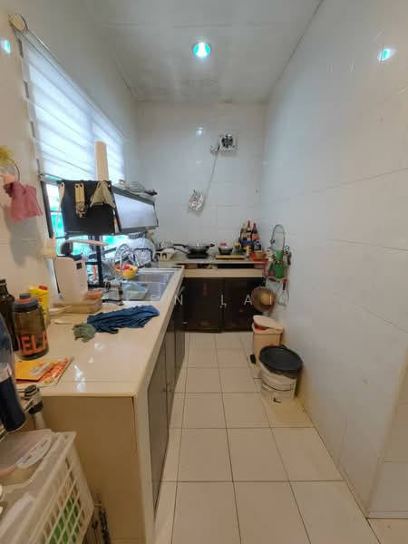 3-storey Terraced House for Sale in Taman Esplanad (Bukit Jalil) - Ken Lai - Kitchen - PropertyGuru.com.my