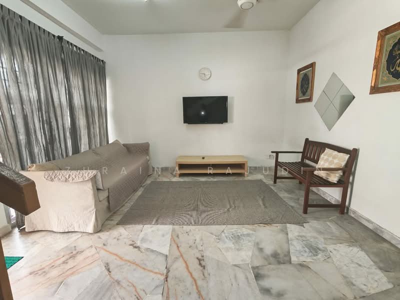 2-storey Terraced House for Rent in Shah Alam (Selangor) - Zuraina Rajudin - Living Room - PropertyGuru.com.my