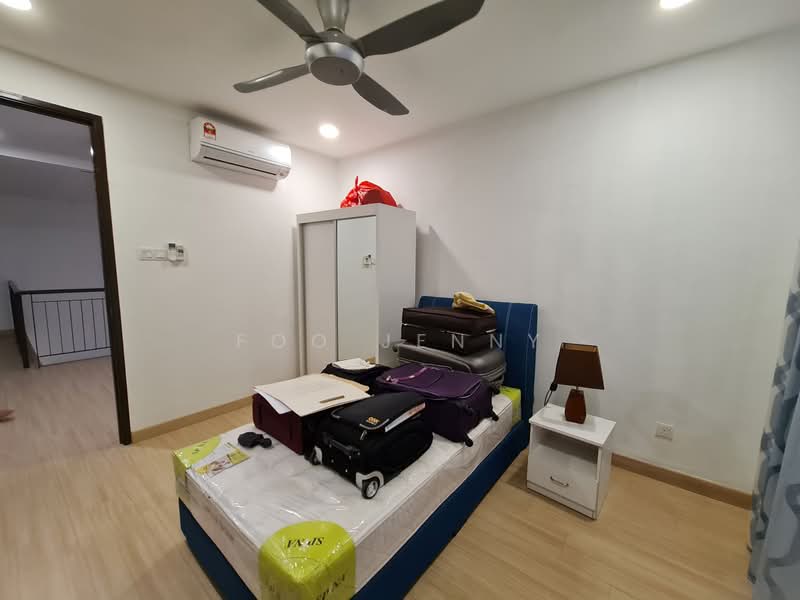 Rumah Bandar untuk Dijual di Cahaya Spk (Shah Alam) - Jenny Jia Xiao, Foo - Bedroom - PropertyGuru.com.my