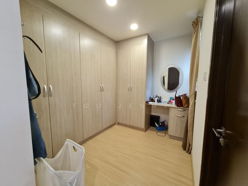 Rumah Bandar untuk Dijual di Cahaya Spk (Shah Alam) - Jenny Jia Xiao, Foo - Master Wardrobe - PropertyGuru.com.my