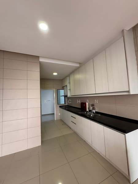 Condominium for Sale at KM1 East - Sky Chan - Kitchen - PropertyGuru.com.my
