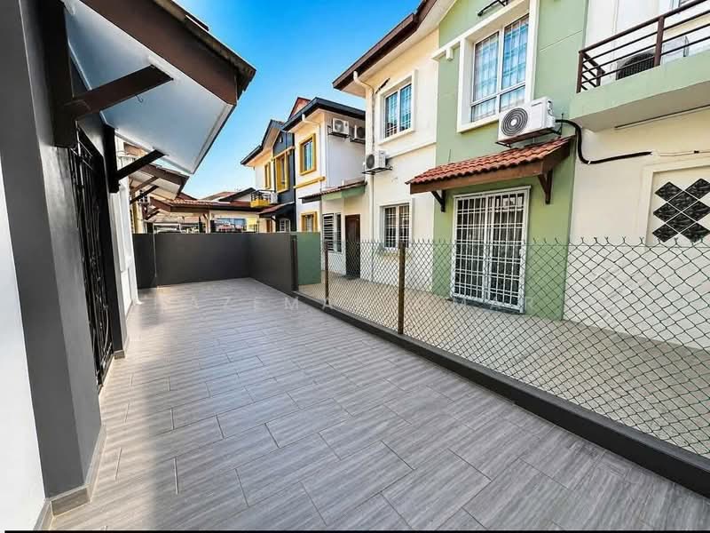 Cluster House for Sale in Setia Alam (Selangor) - Hazeman Omar - Exterior - PropertyGuru.com.my