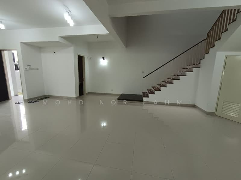 Rumah Teres 2 Tingkat untuk Dijual di Alam Impian (Shah Alam) - Mohd Nor Fahmi - Living Room - PropertyGuru.com.my