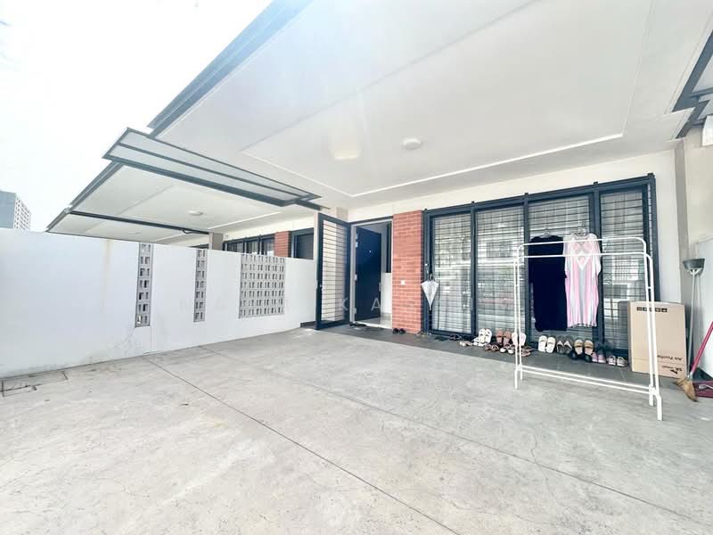 Terraced House for Rent in Elmina (Shah Alam) - Naim Kassim - Exterior - PropertyGuru.com.my