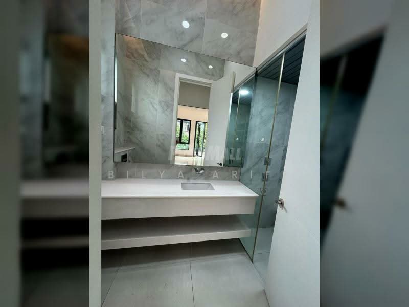 Bungalow for Sale in Country Heights Damansara (Kuala Lumpur) - BILYA ARIFF - Bathroom - PropertyGuru.com.my