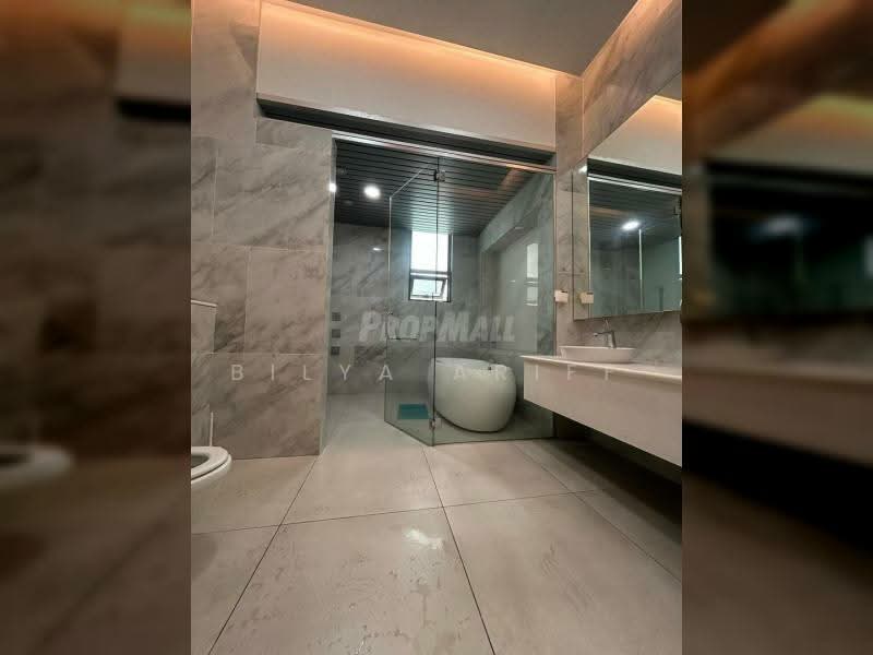Bungalow for Sale in Country Heights Damansara (Kuala Lumpur) - BILYA ARIFF - Bathroom - PropertyGuru.com.my