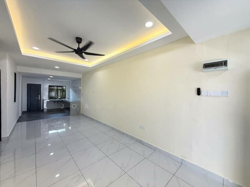 1-storey Terraced House for Sale in Ulu Tiram (Johor) - Joanne Yong - Living Room - PropertyGuru.com.my