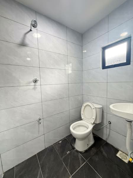 1-storey Terraced House for Sale in Ulu Tiram (Johor) - Joanne Yong - Bathroom - PropertyGuru.com.my