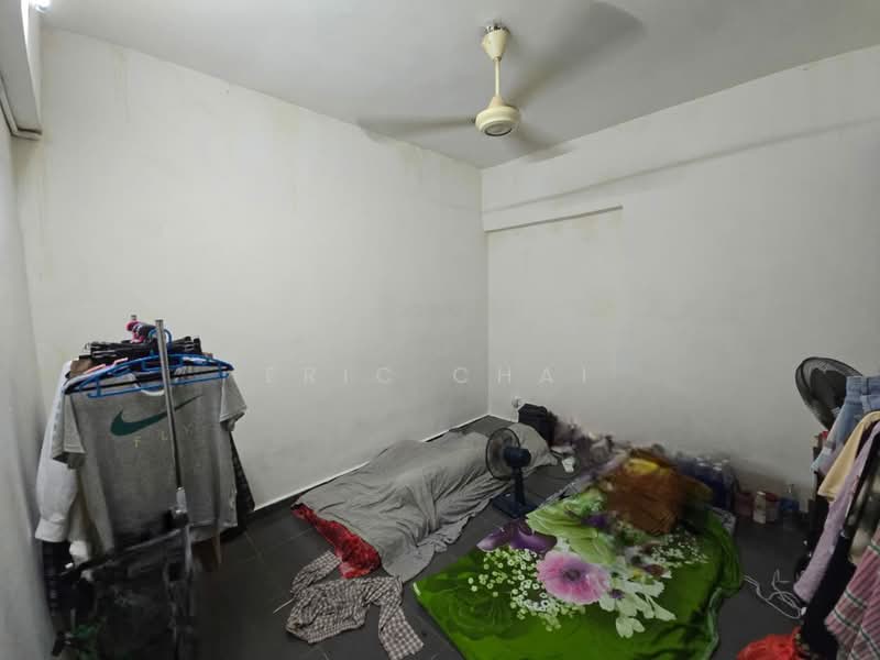 Pangsapuri untuk Dijual di Menara Putra - Eric Chai - Bedroom - PropertyGuru.com.my