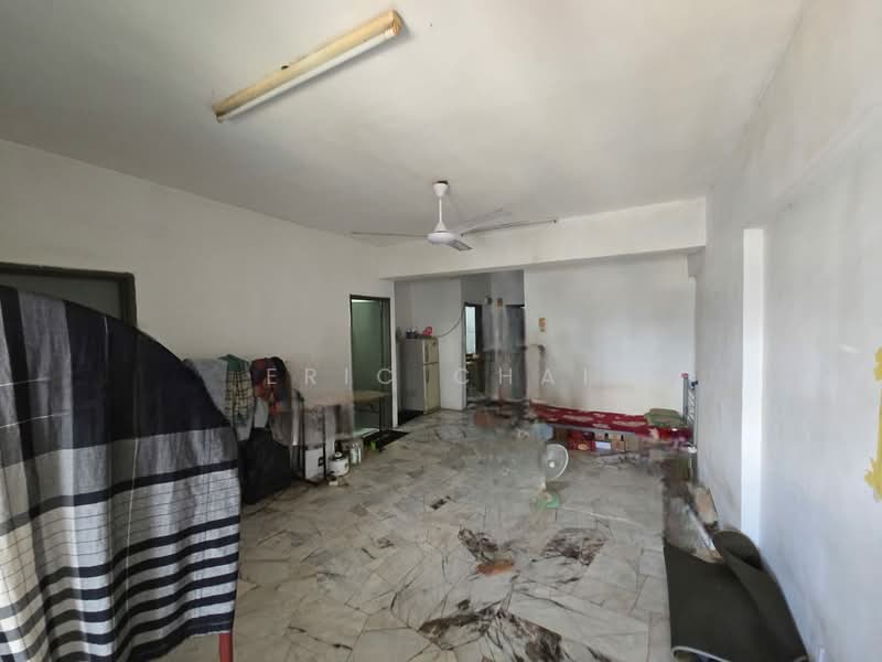 Pangsapuri untuk Dijual di Menara Putra - Eric Chai - Living Room - PropertyGuru.com.my