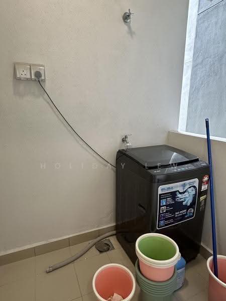 Kediaman Servis untuk Disewa di The Tropika - Holiday Lew - Balcony - PropertyGuru.com.my