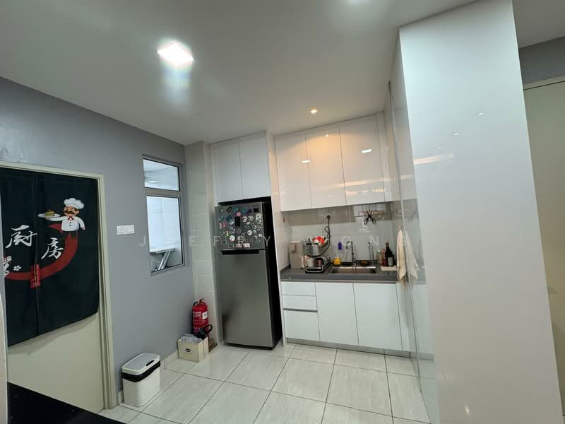 Service Residence for Sale at BSP 21 - Jeffry Wong - Kitchen - PropertyGuru.com.my