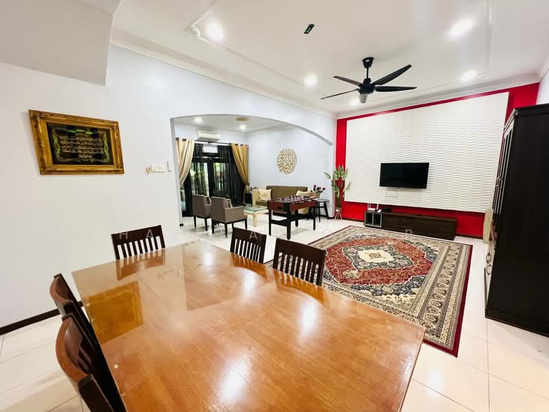 Rumah Teres 2 Tingkat untuk Dijual di Seksyen 5 (Kota Damansara) - Hazeman Omar - Living Room - PropertyGuru.com.my