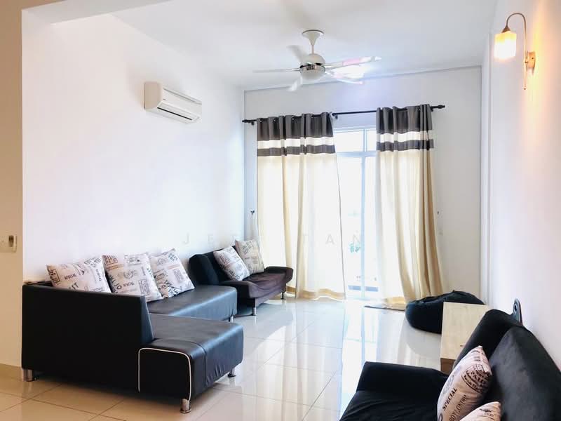 Kondominium untuk Dijual di Reflections Condominium - Jeff Tan - Living Room - PropertyGuru.com.my