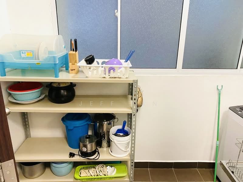Kondominium untuk Dijual di Reflections Condominium - Jeff Tan - Kitchen - PropertyGuru.com.my