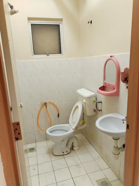 Pangsapuri untuk Disewa di Sri Ria Apartments - Jazz Yap - Bathroom - PropertyGuru.com.my