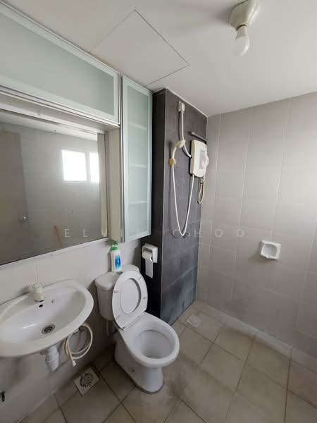 Condominium for Rent at Sea View Tower - Elvin Choo - Bathroom - PropertyGuru.com.my