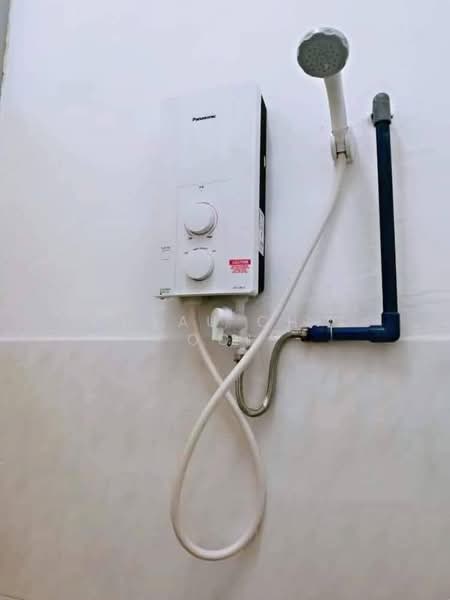 Pangsapuri untuk Disewa di Kingfisher Series - Cheau Chie Ooi - Bathroom - PropertyGuru.com.my