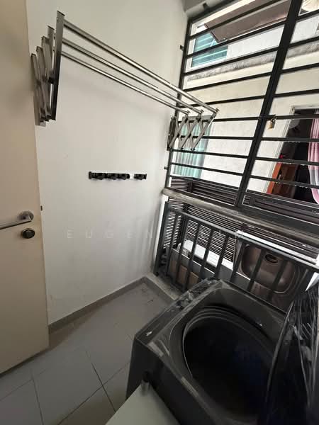 Servis Apartment untuk Disewa di De Centrum Residences - Eugene Lim - Balcony - PropertyGuru.com.my