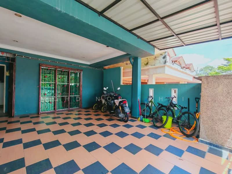 2-storey Terraced House for Sale in Taman Puncak Saujana (Kajang) - Mohd Nor Fahmi - PropertyGuru.com.my