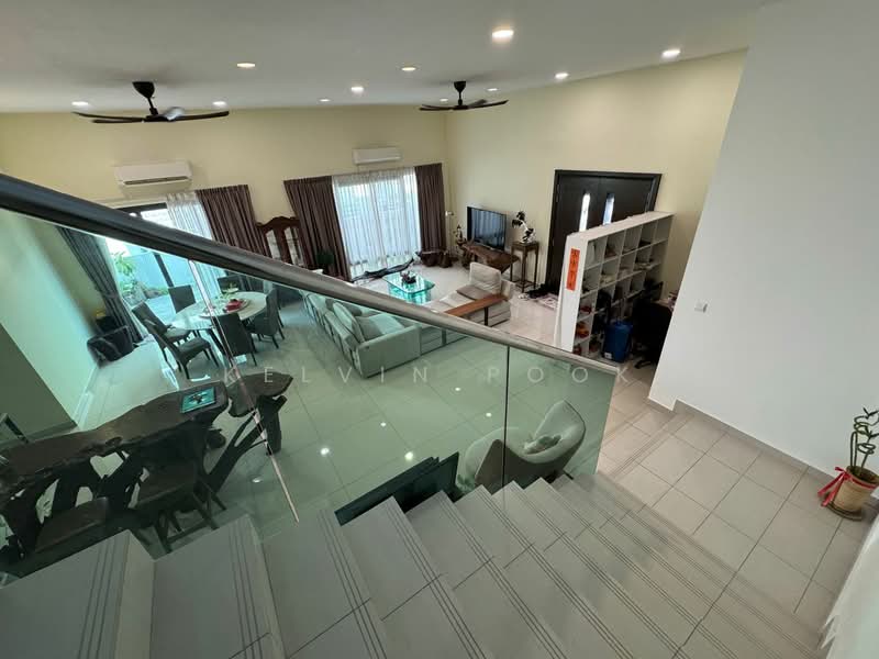 Rumah Berkembar untuk Dijual di D'Island (Puchong) - Kelvin Pook - Living Room - PropertyGuru.com.my