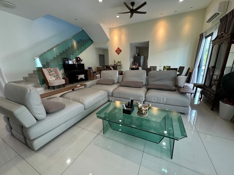 Rumah Berkembar untuk Dijual di D'Island (Puchong) - Kelvin Pook - Living Room - PropertyGuru.com.my