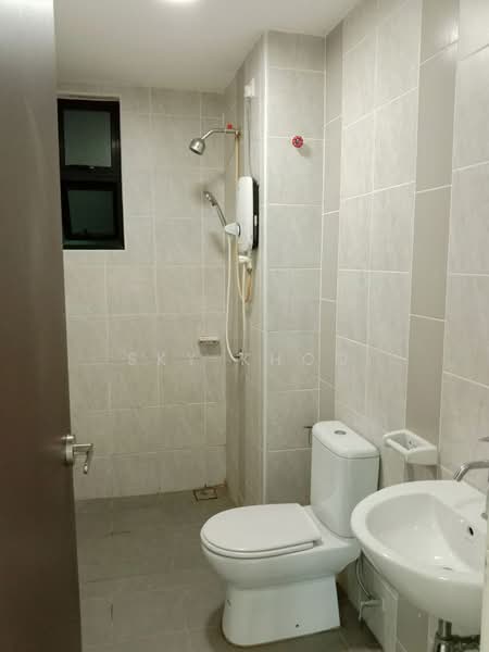 Service Residence for Sale at Sky Breeze Service Apartment - Sky Khoo - Bathroom - PropertyGuru.com.my