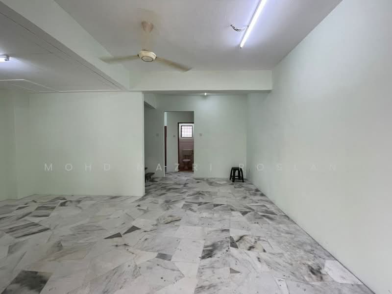 Rumah Teres 2 Tingkat untuk Dijual di Usj 1 (Subang Jaya) - Mohd Nazri Roslan - Interior - PropertyGuru.com.my