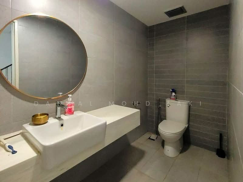 Rumah Berkembar untuk Dijual di Telok Panglima Garang (Selangor) - Danial Mohd Zaki - PropertyGuru.com.my