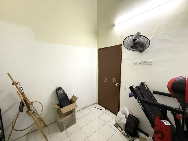 Rumah Teres 1 Tingkat untuk Dijual di Seksyen 30 (Shah Alam) - Aliff Iqbal - Interior - PropertyGuru.com.my