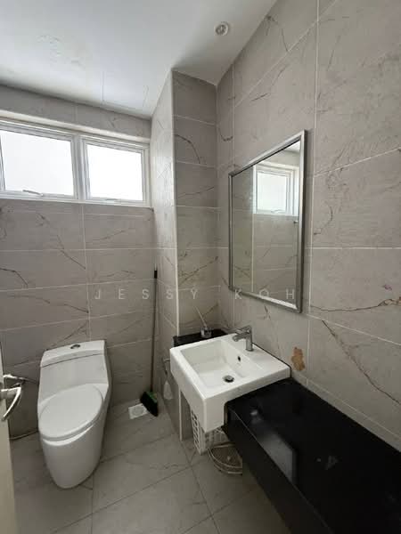 Service Residence for Rent at Pinnacle Tower - Jessy Koh - Bathroom - PropertyGuru.com.my
