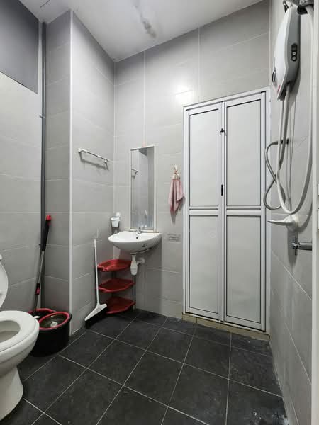 Service Residence for Rent at BM City Suites @ BM City Mall - Jane Ng - Bathroom - PropertyGuru.com.my