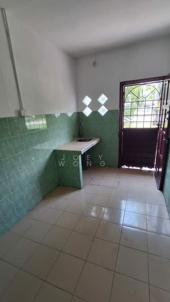 2-storey Terraced House for Sale in Taman Putra Prima (Puchong) - Joey Wong - Kitchen - PropertyGuru.com.my