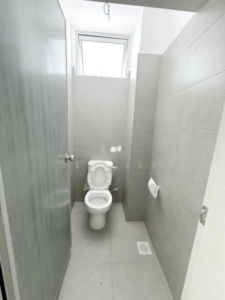 Kedai untuk Disewa di Taman Adda Heights (Tebrau) - Jeff Lee - Bathroom - PropertyGuru.com.my