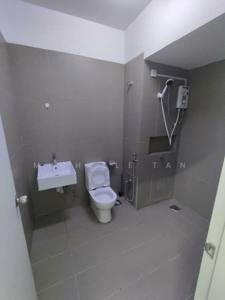 Semi-Detached House for Sale in Banting (Selangor) - Michelle Tan - Bathroom - PropertyGuru.com.my