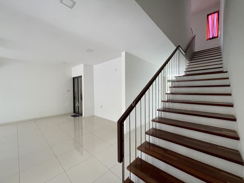 3-storey Terraced House for Sale in Taman Tasik Damai (Sungai Besi) - Jason Vong - Interior - PropertyGuru.com.my