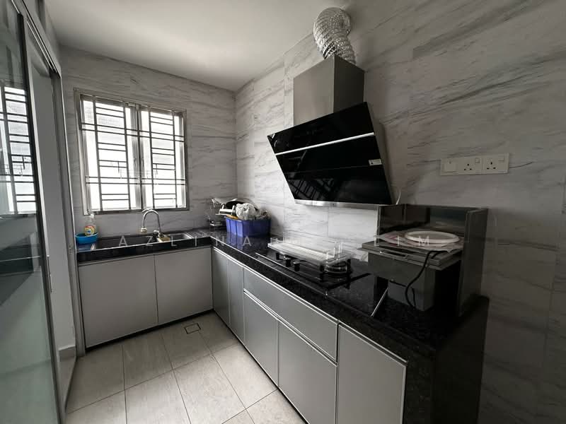 Rumah Teres 1.5 Tingkat untuk Dijual di Taman Indahpura (Kulai) - Azlina Muslim - Kitchen - PropertyGuru.com.my