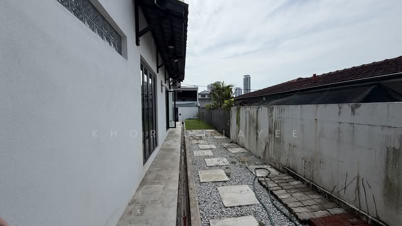 Semi-Detached House for Sale in Tanjung Bungah (Penang) - Khor Chiayee - Exterior - PropertyGuru.com.my