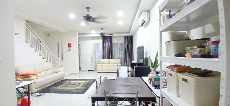Rumah Teres 2 Tingkat untuk Dijual di Nilai Impian (Nilai) - Uswani Mazuwan - Living Room - PropertyGuru.com.my