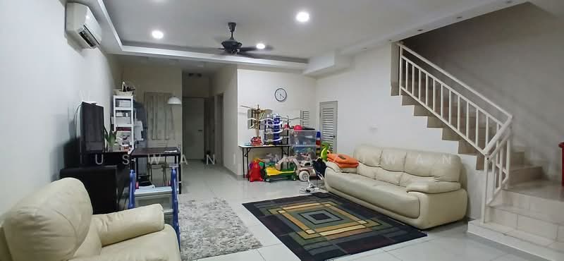 Rumah Teres 2 Tingkat untuk Dijual di Nilai Impian (Nilai) - Uswani Mazuwan - Living Room - PropertyGuru.com.my