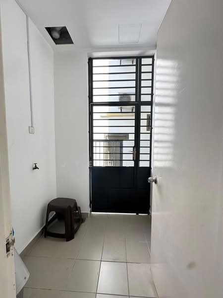 Rumah Kluster untuk Dijual di Setia Tropika (Johor Bahru) - Jyez Lee - Entrance - PropertyGuru.com.my